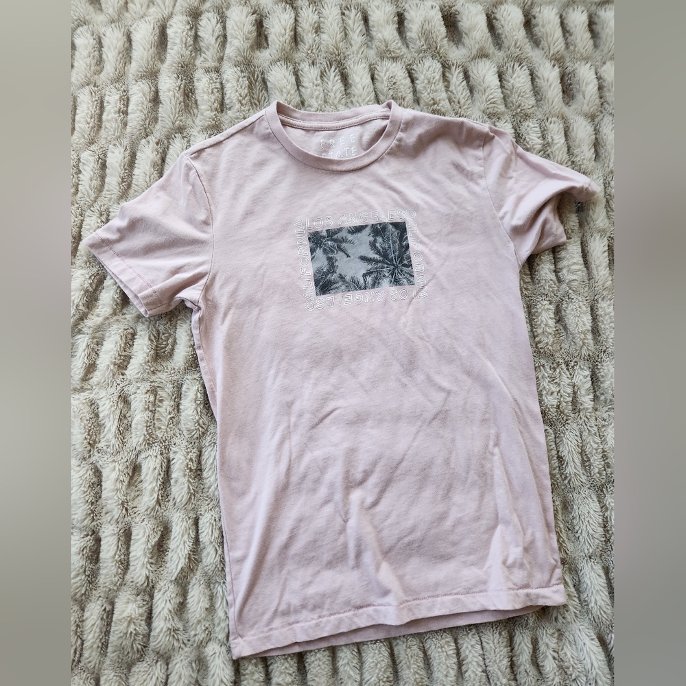 Free State Graphic Tee Shirt size small soft feel